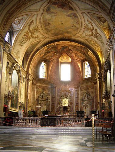 Interiér římského kostela Santa Maria degli Angeli e dei Martiri