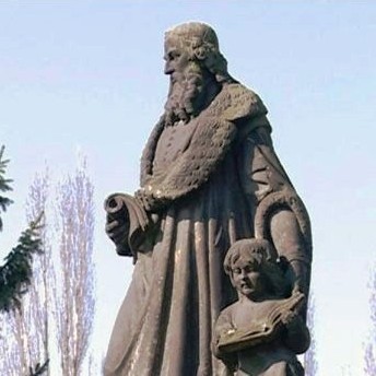 Detail pomnku J. A. Komenskho od T. Seidana v Perov