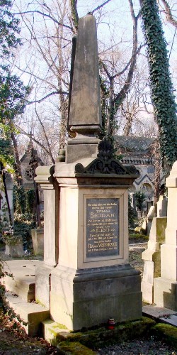 Hrob sochae T. Seidana na Olanskch hbitovech v Praze
