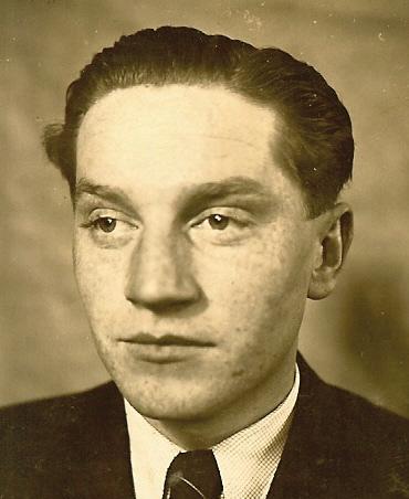 Antonn Hromdka mlad na fotografii z roku 1942